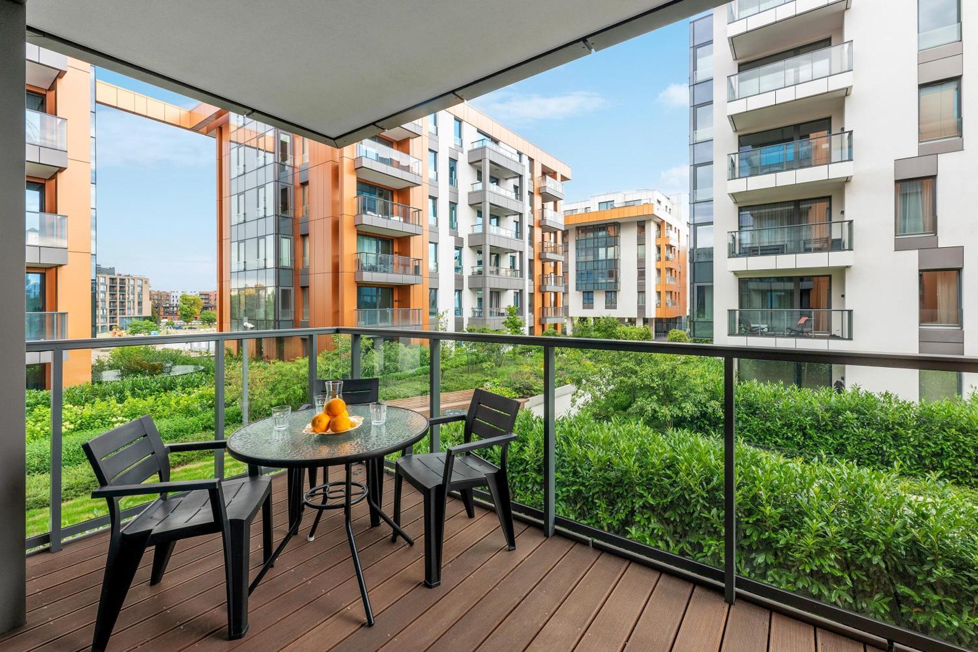 גדנסק Blue Mandarin Riverside Premium Sauna & Gym מראה חיצוני תמונה
