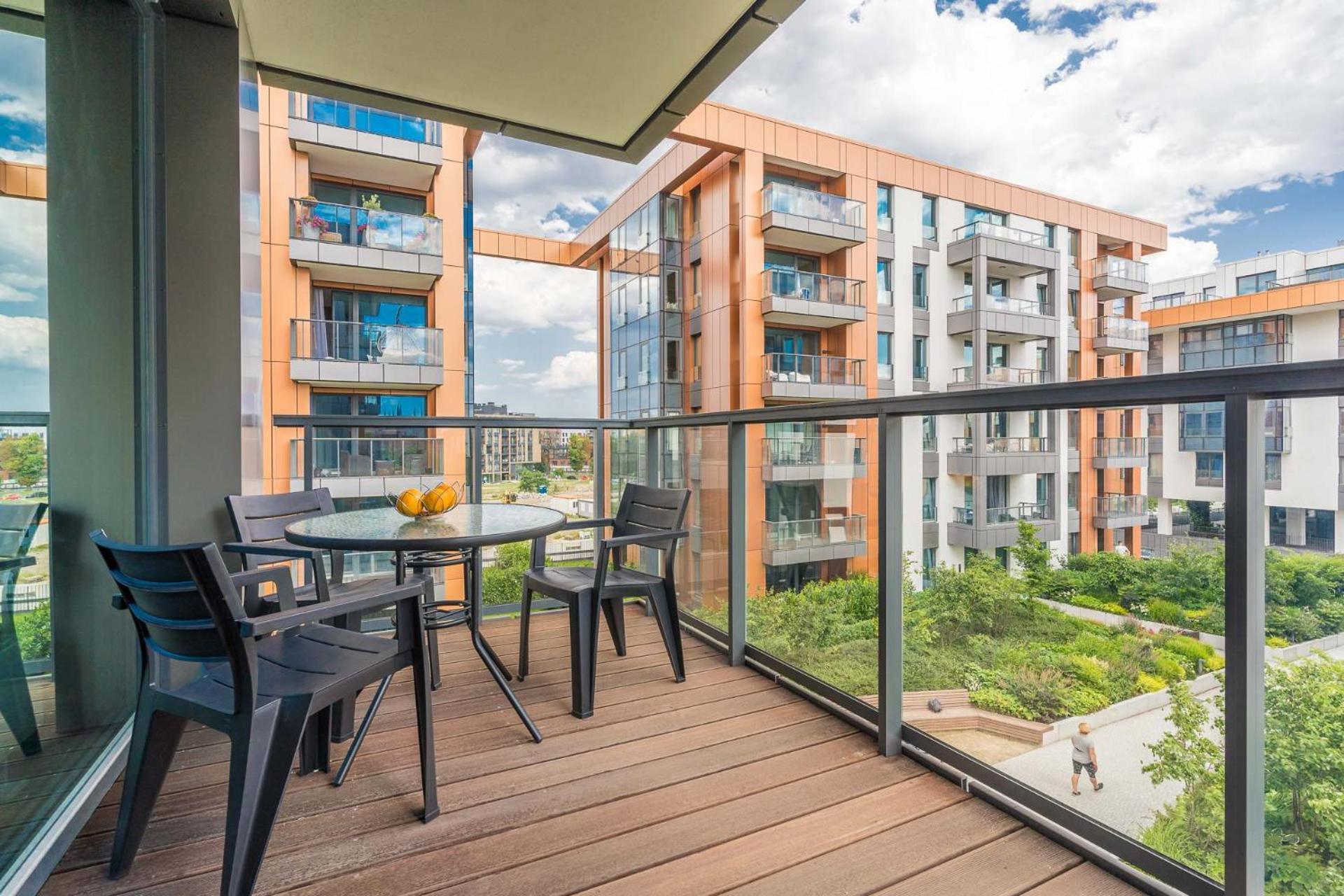 גדנסק Blue Mandarin Riverside Premium Sauna & Gym מראה חיצוני תמונה